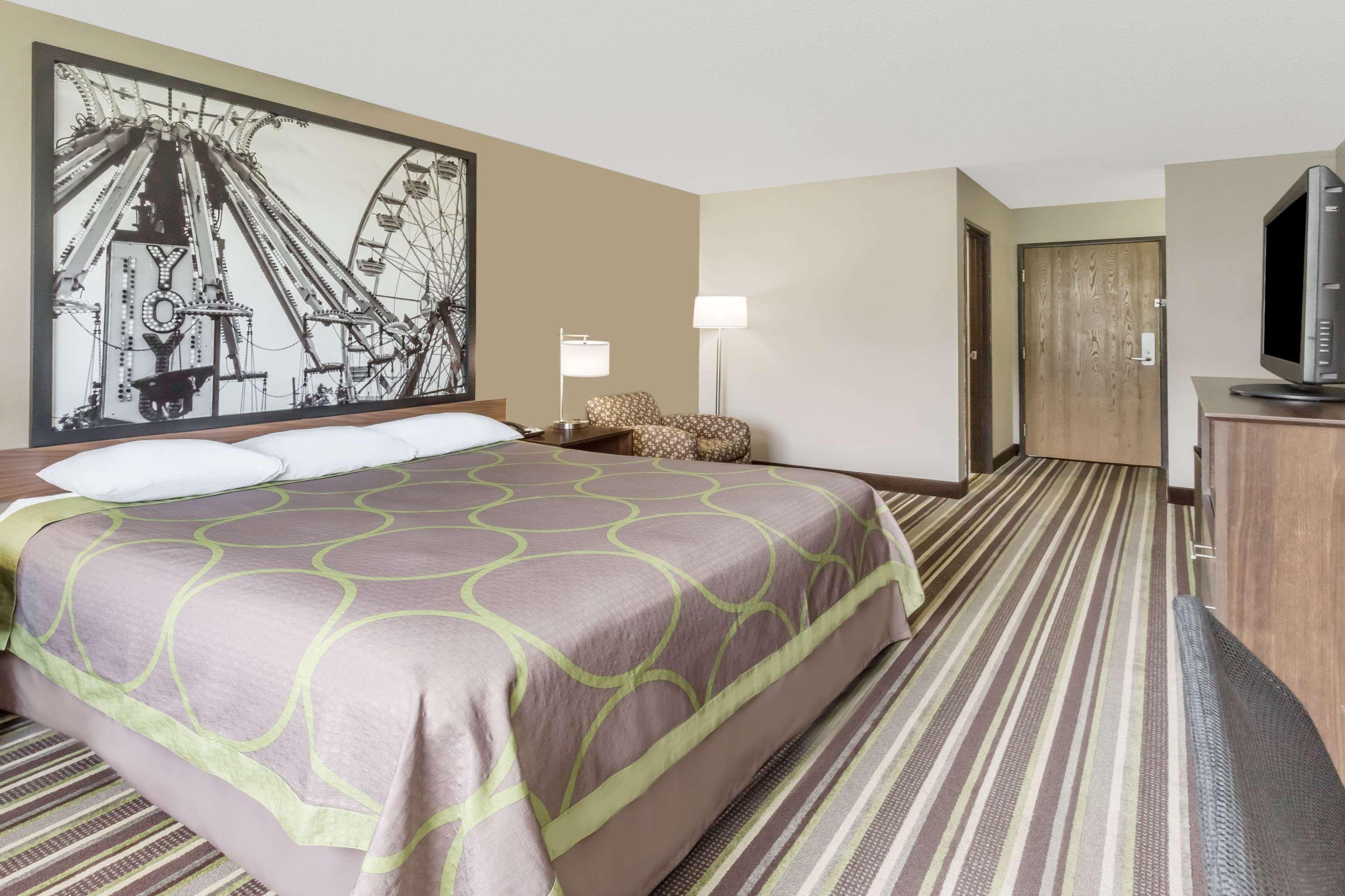 Super 8 By Wyndham