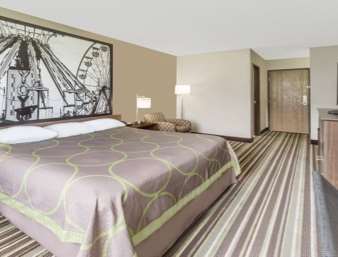 Super 8 By Wyndham Hotel