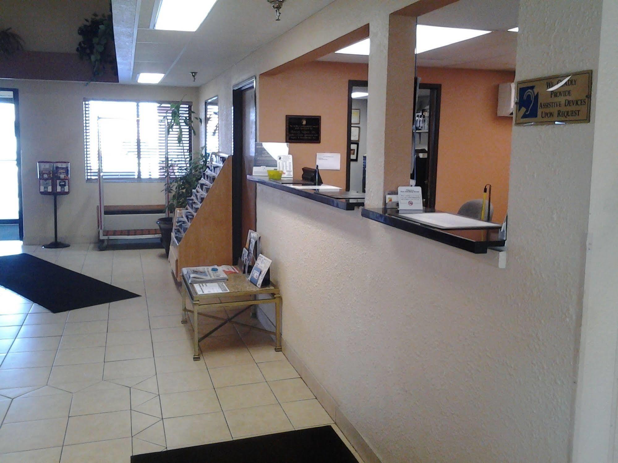 Super 8 By Wyndham 2* Plymouth