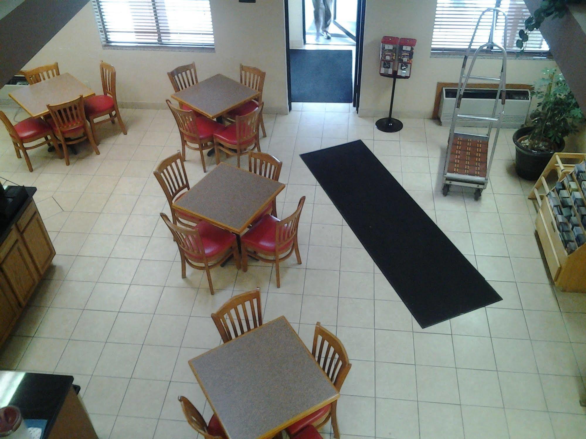 Hotel Super 8 By Wyndham